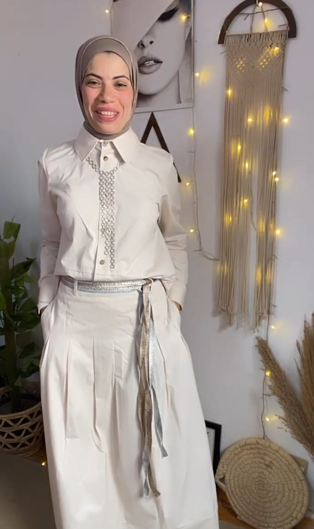 Beige skirt set