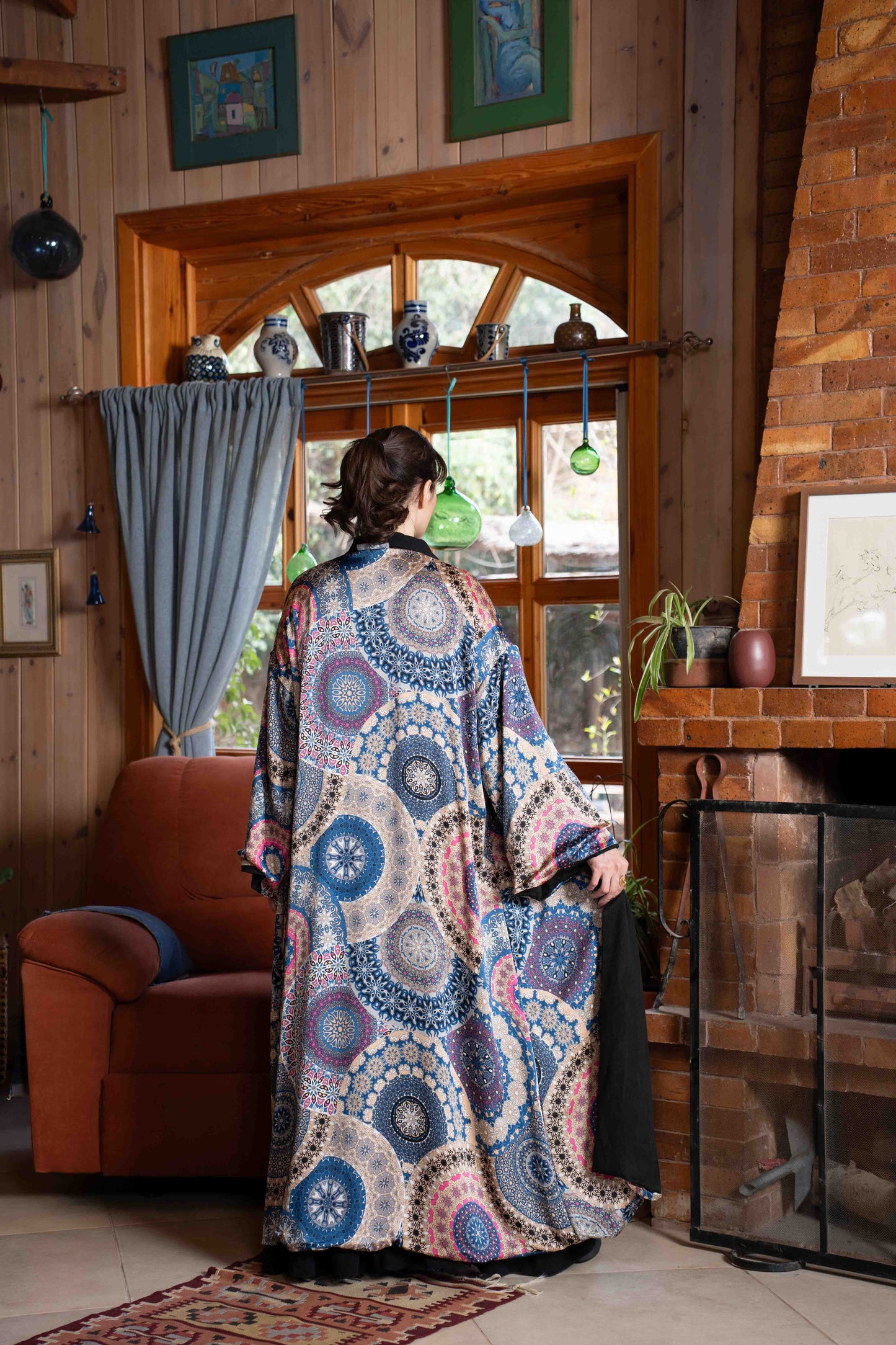 2-in-1 Velvet & Silk Kimono