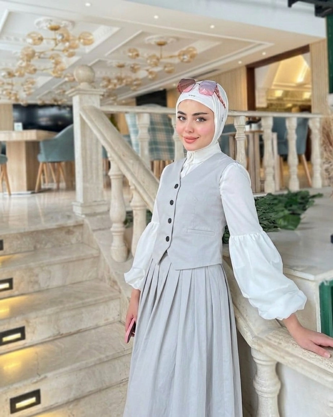 V-SKIRT SET
